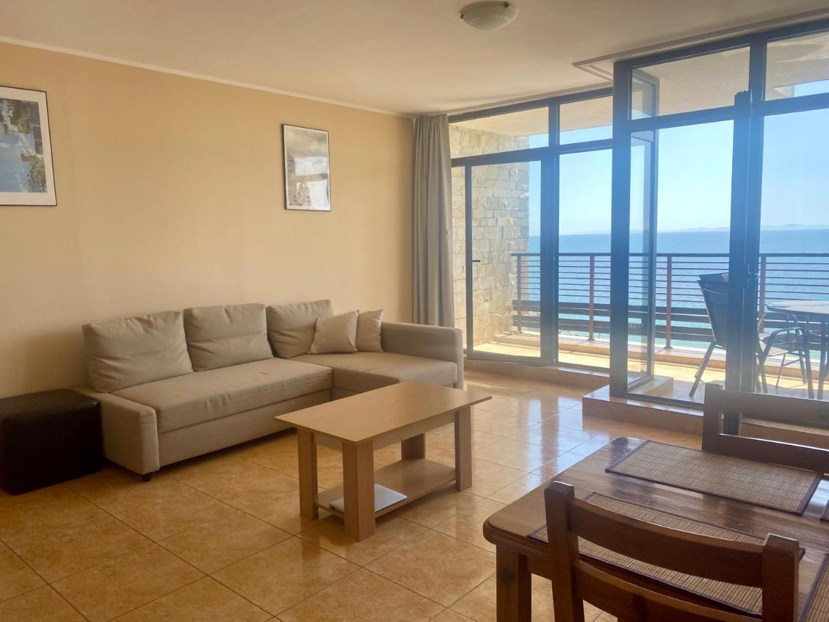 Dolce Vita Apartment Sveti Vlas Exterior foto